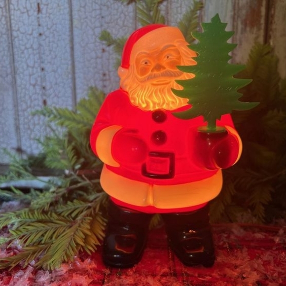 Vintage Royalite Light Up Santa Claus - Picture 1 of 6